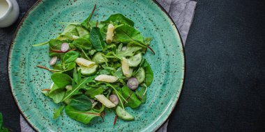 otlu makarna yakın çekim