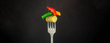 mısır, bezelye ve biber.