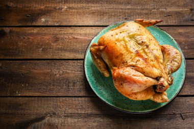 Kızarmış tavuk tepesi manzarası.