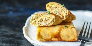 Etle doldurulmuş gözleme.