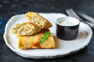 Etle doldurulmuş gözleme.