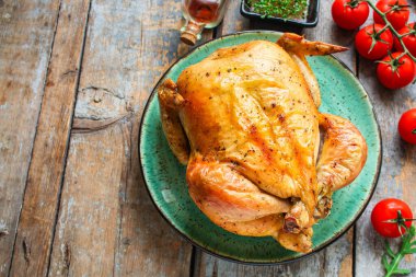 Kızarmış tavuk tepesi manzarası.