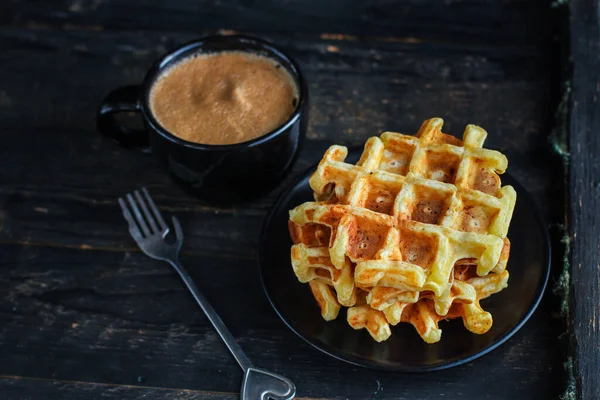 Belgische Wafels Een Kop Koffie — Stockfoto