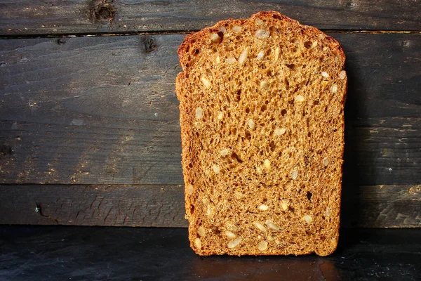 Bröd Med Solrosfrön — Stockfoto