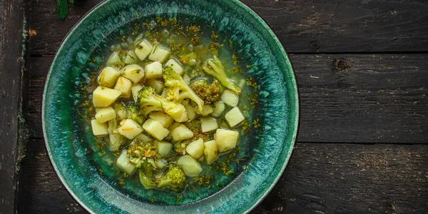 Bovenaanzicht Groentesoep Met Broccoli Aardappel — Stockfoto