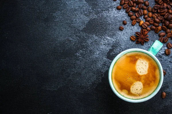 Чашка Кофе Бобами — стоковое фото
