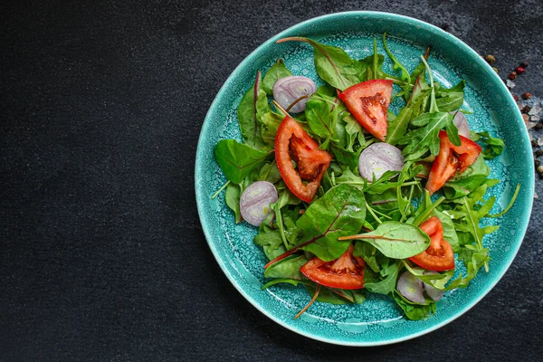 Salade Met Tomaten Kruiden — Stockfoto