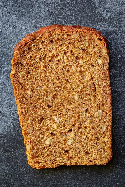 Brood Met Zonnebloempitten — Stockfoto