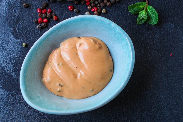 Bowl Tasty Homemade Sauce Spices Dark Background — Stock Photo, Image