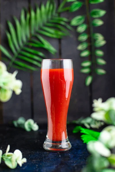 Jugo Tomate Cóctel Bebida Alcohólica Tomate Orgánica Sobre Mesa Comida — Foto de Stock