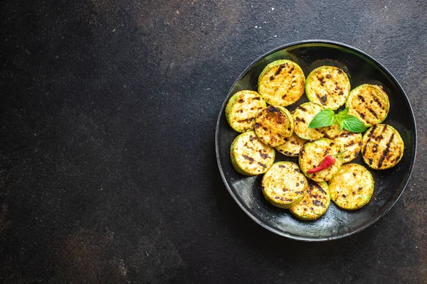 Sayuran Goreng Zucchini Panggang Atas Meja Makanan Sehat Makanan Ringan — Stok Foto