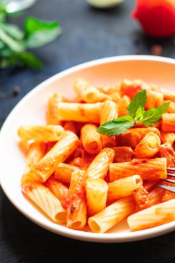 makarna sosu domates tarifi yemek masasında İtalyan yemeği fotokopi alanı arka plan kırsal manzarası 