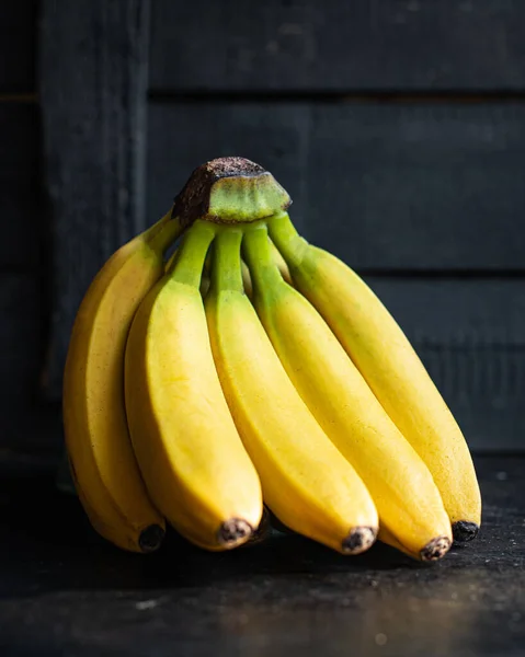 Bananen Vers Rijp Fruit Maaltijd Snack Kopiëren Ruimte Voedsel Achtergrond — Stockfoto