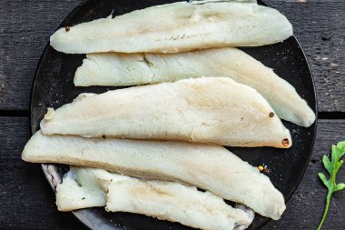 Çiğ deniz ürünleri, çiğ deniz ürünleri, organik ürünler, atıştırmalıklar, arka plandaki uzay yiyeceklerinin kırsal kopyaları. Üst görünüm keto veya paleo diyet vejetaryen vejetaryen diyeti