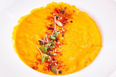 kabak kreması çorbası püre taze porsiyon yemek aperatifi fotokopi uzayı yemek arka planı kırsal vejetaryen ya da vejetaryen yemeği