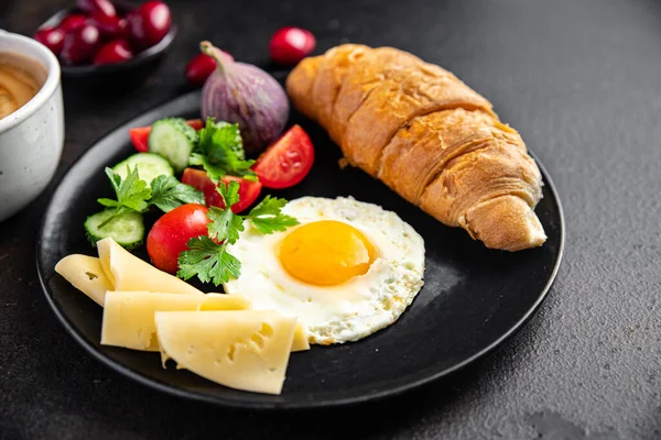 Oeufs Frits Petit Déjeuner Tasse Café Liquide Oeuf Jaune Repas — Photo