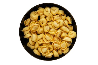 Ravioli çiğ makarnası raviolis ile doldurulmuş lezzetli aperatif lezzetli gurme yemek arkaplanı masanın üzerinde rustik üst görünüm fotokopi alanı vejetaryen yemekleri