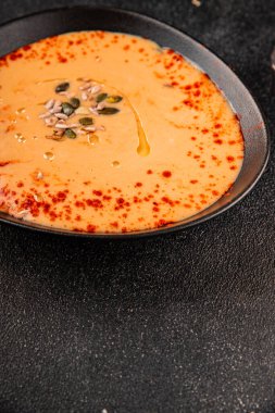 Krema çorbası, balkabağı, sebzeler, sebzeler, doğal ürünler, lezzetli yiyecekler, lezzetli gurme yemek, masanın üstünde, sade manzarası, fotokopi alanı, vejetaryen diyeti, vejetaryen yemeği.