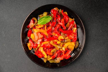 Biberli salata, sebze, sebze, sebze, sebze, sebze, sebze, sebze, sebze, sebze.