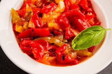 Biberli salata, sebze, sebze, sebze, sebze, sebze, sebze, sebze, sebze, sebze.