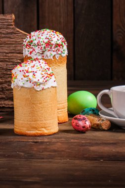 Paskalya pastası tatlı pasta geleneksel bayram hristiyanlığı organik ürün taze lezzetli gurme yemek arkaplanı masa kırsal gıdaların üst görünümü fotokopi alanı