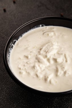 Stracciatella peyniri yumuşak porsiyon. İtalyan yemeği. Doğal ürün. Lezzetli çerez.