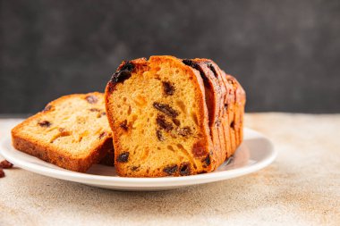 Meyveli kek tatlı meyveli pasta kurutulmuş meyveler, fındıklı geleneksel pişmiş yiyecekler doğal ürünler lezzetli çerezler lezzetli gurme yemek arkaplan masanın kırsal kesiminde fotokopi alanı