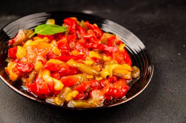 Biberli salata, sebze, sebze, sebze, sebze, sebze, sebze, sebze, sebze, sebze.