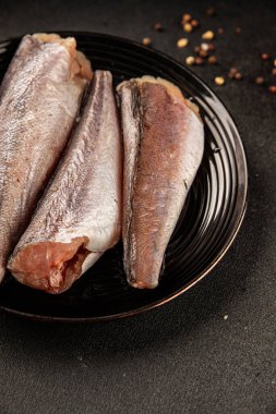 Çiğ balık, sağlıklı deniz mahsulleri ana yemek ana yemek aperatifler taze lezzetli gurme yemek masası kırsal yemek, fotokopi alanı, peskataryan diyeti.