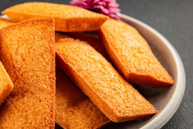 Finansal bisküvi tatlı tatlı aperatif taze lezzetli gurme yemek masası kırsal gıda üst görünüm fotokopi alanı