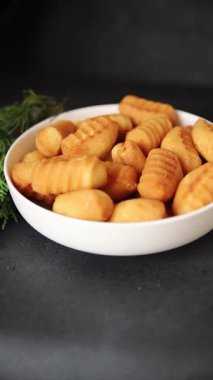 Madeleine tatlı bisküvi tatlı tatlı aperatif lezzetli leziz gurme yemek masası rustik yiyecekler üst görünüm fotokopi alanı