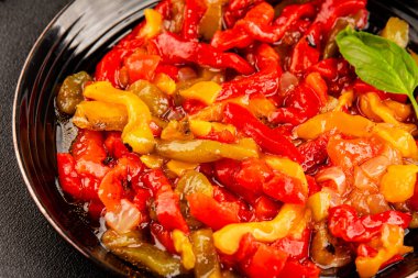 Biberli salata, sebze, sebze, sebze, sebze, sebze, sebze, sebze, sebze, sebze.