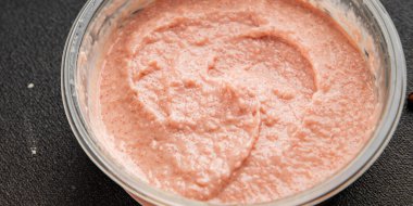 Morina yumurtası, tuzlu su, tarama, deniz ürünleri, yemek, lezzetli çerez, lezzetli gurme, yemek, masa, kırsal yemek, fotokopi, pezeteryan diyeti.