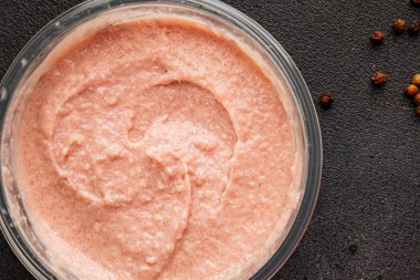 Morina yumurtası, tuzlu su, tarama, deniz ürünleri, yemek, lezzetli çerez, lezzetli gurme, yemek, masa, kırsal yemek, fotokopi, pezeteryan diyeti.