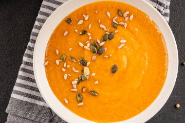 Krema çorbası, sebze, ilk yemek, lezzetli aperatif, gurme, yemek, masa üstü yemek, fotokopi odası keto, paleo diyet vejetaryen ve vejetaryen yemekleri.