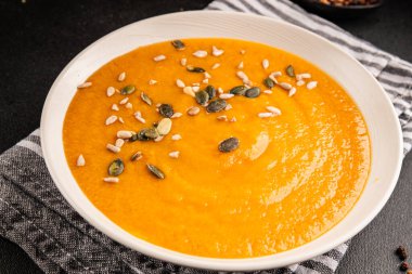 Krema çorbası, sebze, ilk yemek, lezzetli aperatif, gurme, yemek, masa üstü yemek, fotokopi odası keto, paleo diyet vejetaryen ve vejetaryen yemekleri.