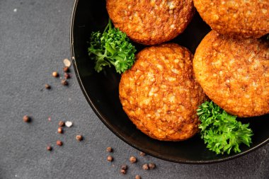 Soya eti pirzolası vejetaryen ve vejetaryen yemekleri et ürünleri hazırlama lezzetli çerezler sofrada taze gurme yemek üst kattaki yemek fotokopi alanı keto ve paleo diyeti