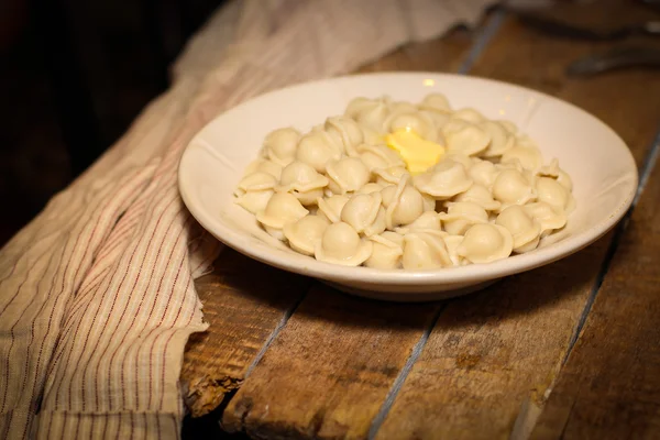 Gnocchi di carne, carne, carne, pasta, ripieno, riempimento, carne di maiale, manzo — Foto Stock