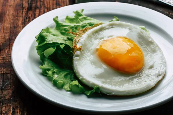 Rührei, Kaffee, Eier, warmes Frühstück — Stockfoto