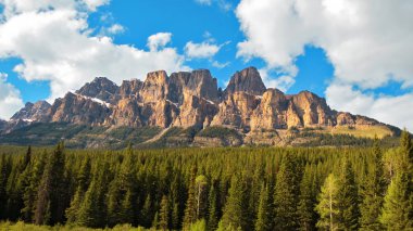 güzel kale Dağı, Kanada