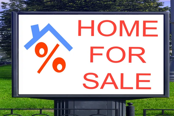 Рекламный щит, рекламирующий продажу недвижимости — стоковое фото