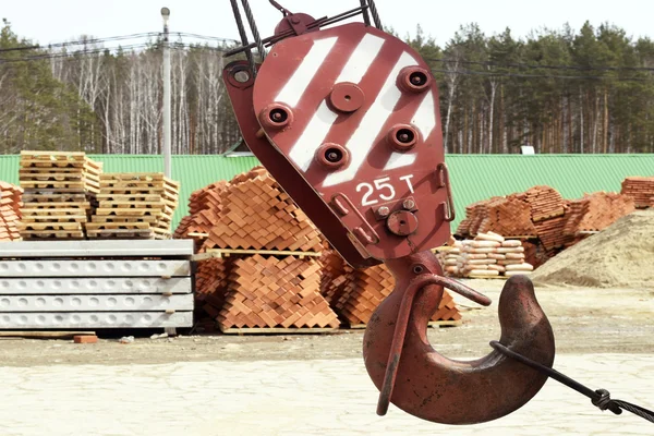 Lifting hook of a construction crane — Stock Photo, Image