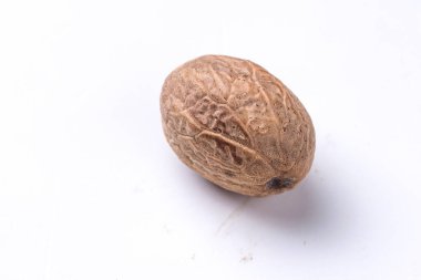 Nutmeg 'in, Myristica' nın parfümlerinin, beyaz arka plana yakın plan