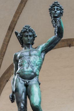 Benvenuto Cellini'nın Perseo Medusa başkanı ile