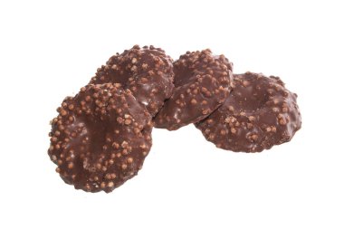 Beyaz arkaplanda izole edilmiş un bisküvileri