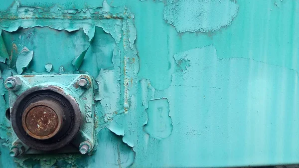 Pas dokusu ve yanmış boya.