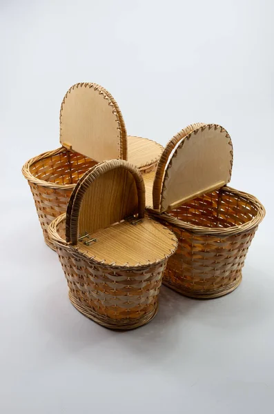 Weaver Hand Made Wicker Basket Lid Good Job — Stock Photo, Image