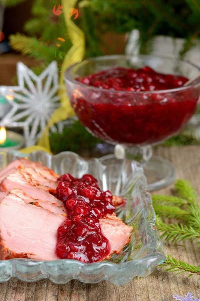 Carne com molho de cranberry — Fotografia de Stock