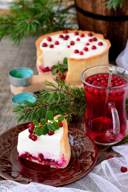 cranberries ile beyaz peynirli kek parçası