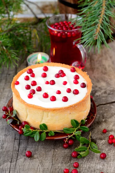 White chocolate cheesecake tart with cranberries — Stock Photo, Image